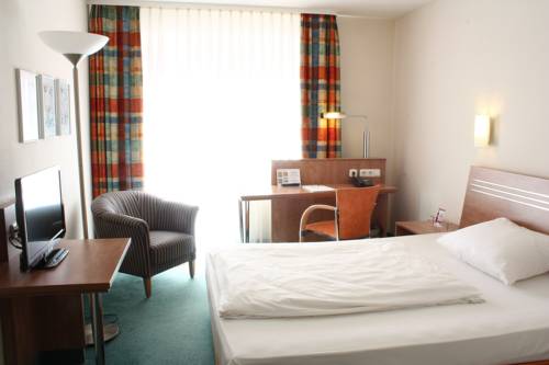 德國 萊茵斯堡時見酒店 Hotel Rheinsberg am See 線上住宿訂房 $12410 