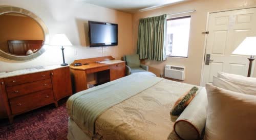 美國聖地牙哥拉梅薩傳統酒店 Heritage Inn La Mesa 線上住宿訂房 $1936 - 
