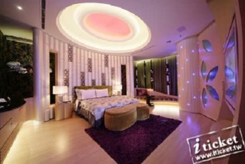 台中 杜拜風情時尚旅館 C房型住宿券 $3599 - 愛票網