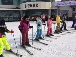 韓國芝山滑雪場滑雪一日遊【京畿SUPER SKI 隨團攝影】 $975 - 愛票網