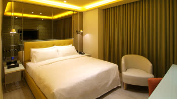 台中 雲端商務旅館 線上住宿訂房 $1800 - 愛票網