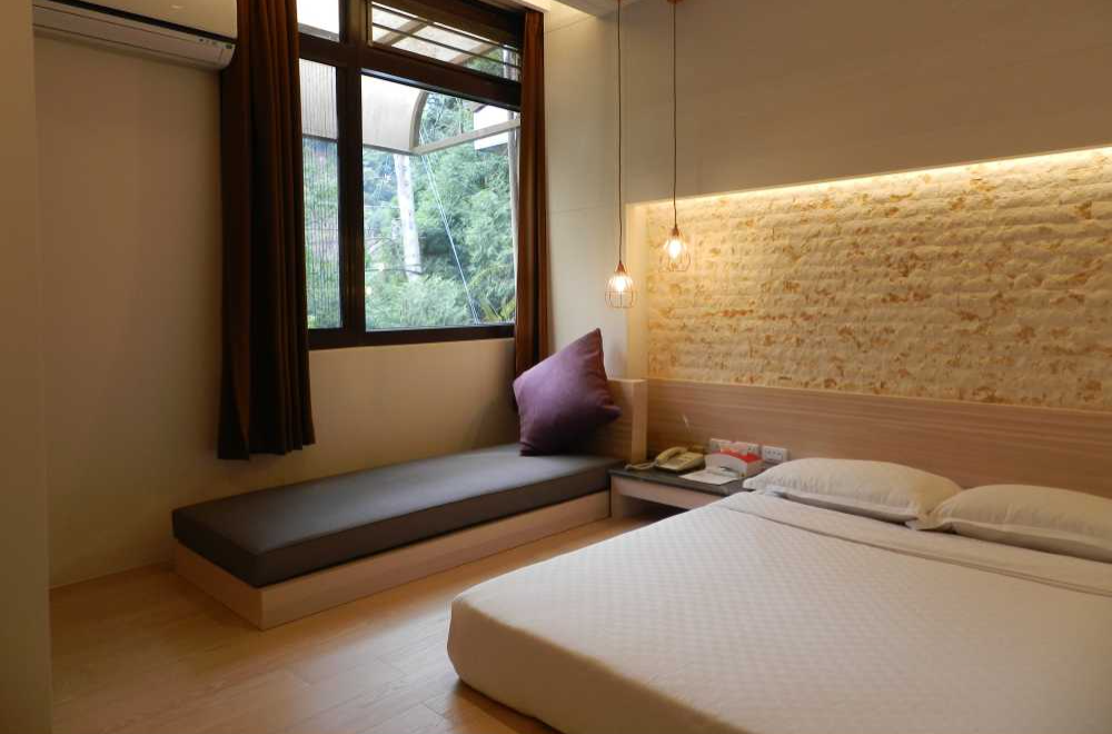 台中谷關明高溫泉會館風尚精緻雙人湯房平日住宿電子券（可即買即用） - 明高溫泉會館