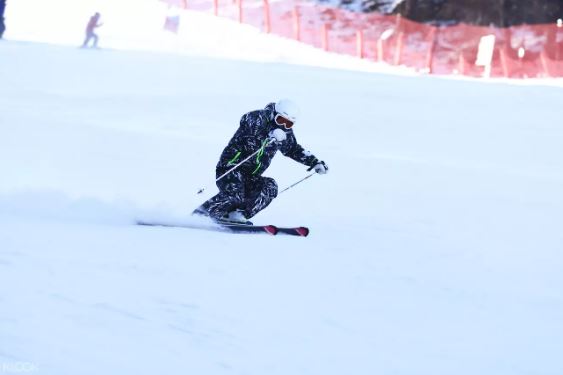韓國2天1夜 江原道龍平滑雪度假村（首爾出發）線上訂票 $6844 - 愛票網
