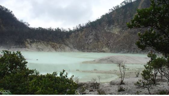 印尼萬隆卡瓦普定火山湖一日遊線上訂票 $863 - 愛票網