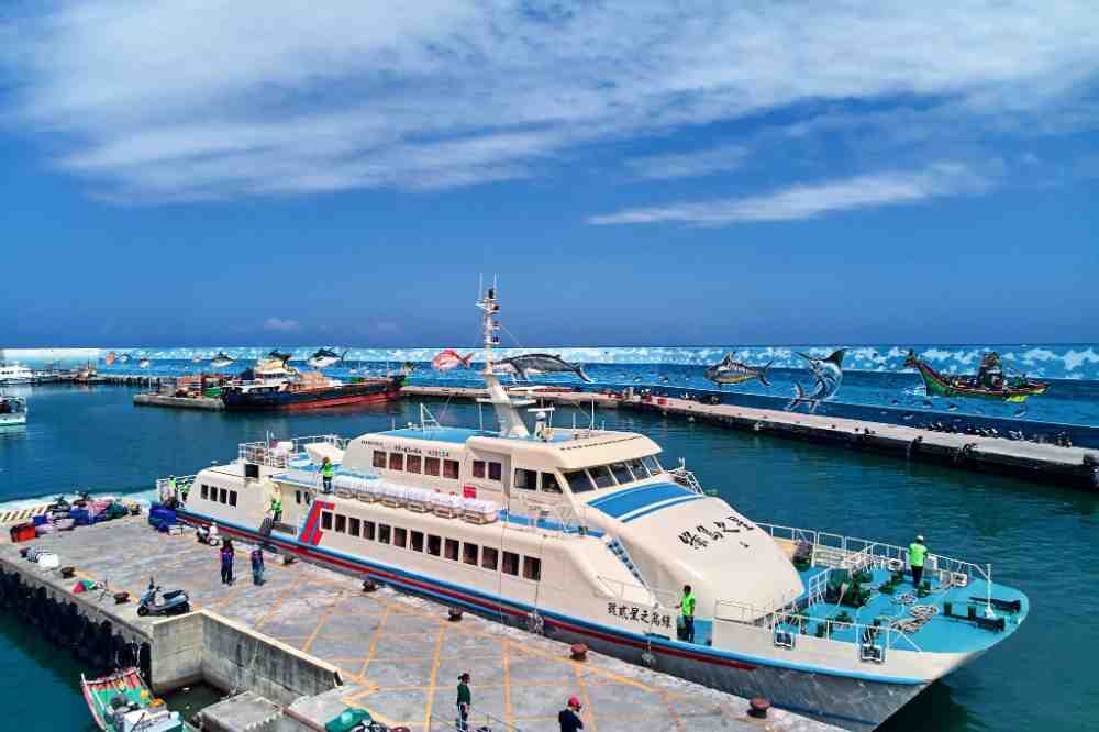 綠島之星客輪台東綠島來回船票全票 代訂 $1120 - 愛票網