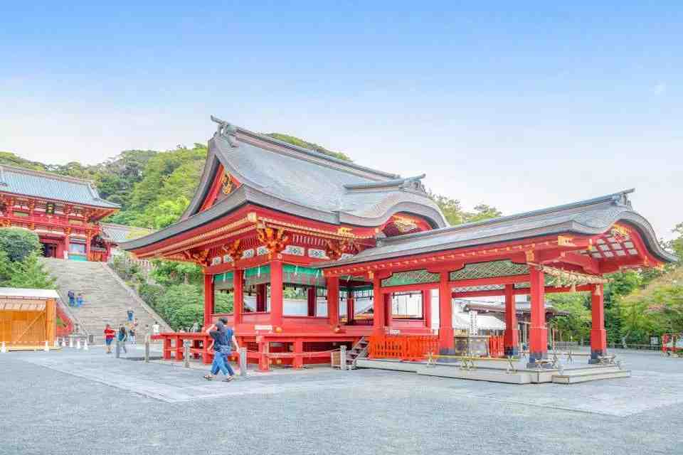 鐮倉一日遊 江之島＆鶴岡八幡宮＆江之電體驗 東京出發 $1282 - 愛票網