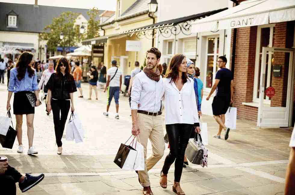 法國 河谷購物村 La Vallée Village Outlet 接駁服務  巴黎出發 $778 