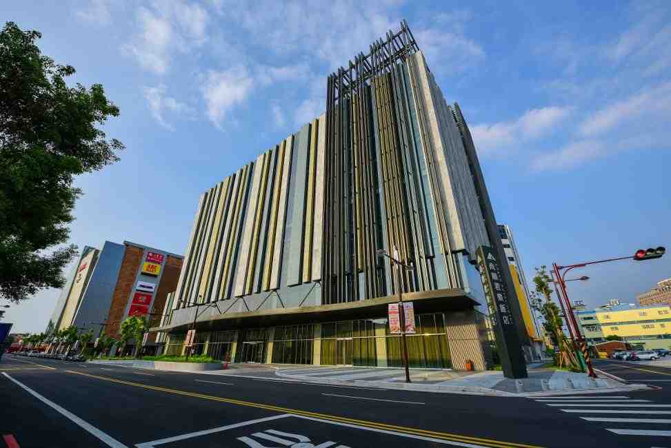 高鐵假期 苗栗尚順君樂飯店＆高鐵來回車票 $2540 - 愛票網
