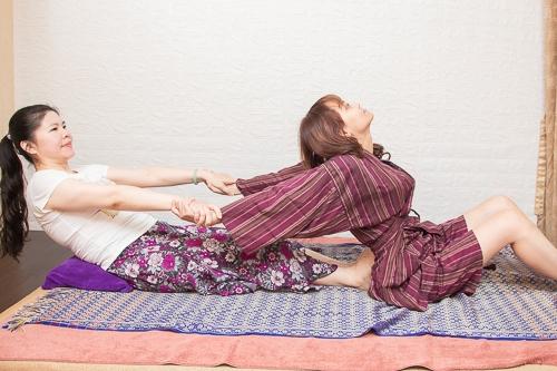 泰舒府皇家泰式養生會館泰式被動式瑜伽按摩全程70分鍾（手技60分鍾） $899 - 愛票網