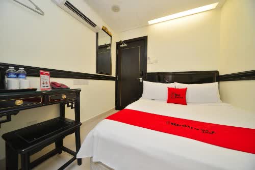 新加坡 紅多茲飯店近馬林百列中央 RedDoorz near Marine Parade Centr